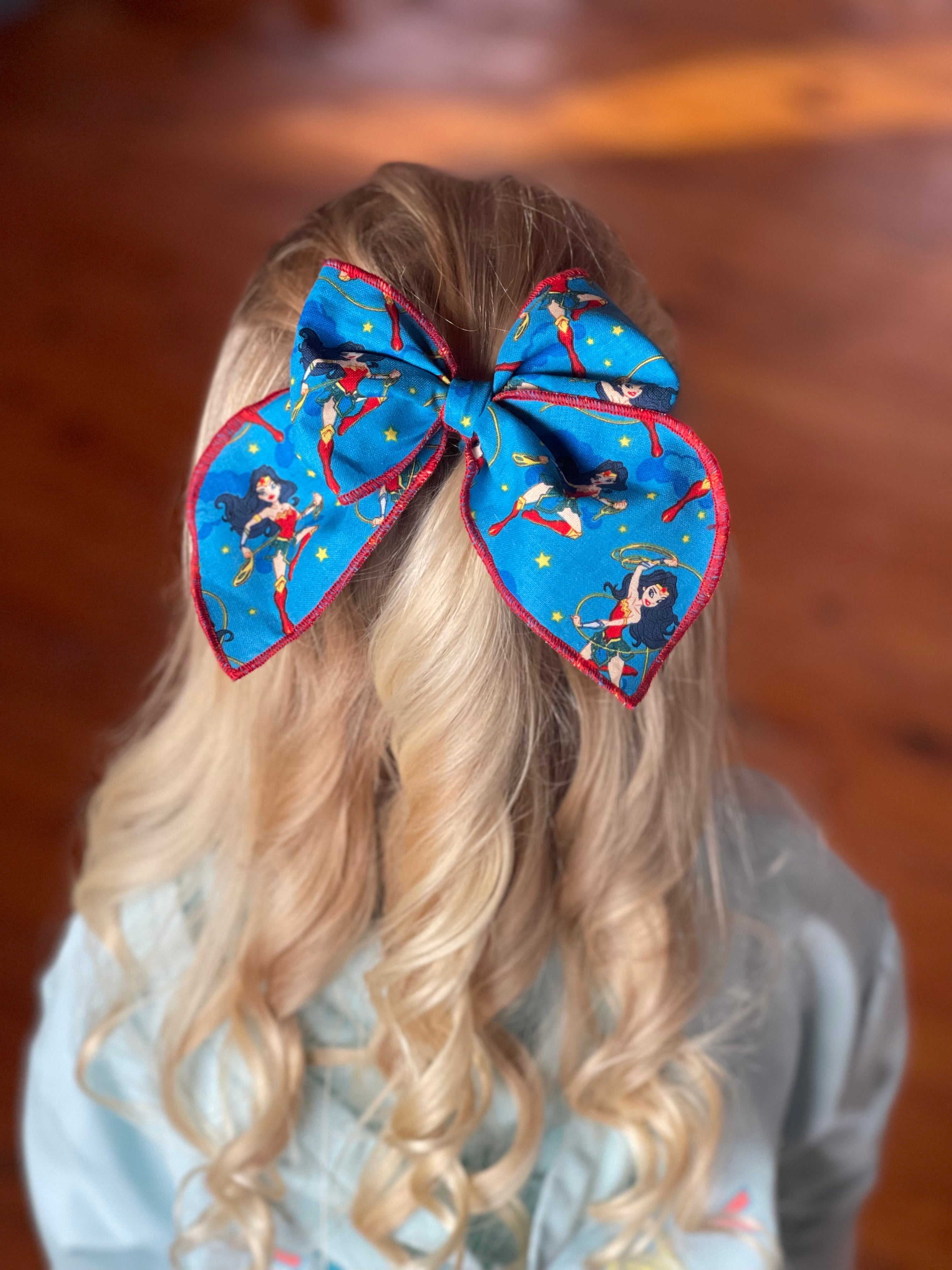 Fable Bow: Blue Wonder Hero